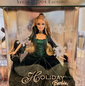 NWT Special 2004 Edition Holiday Barbie
